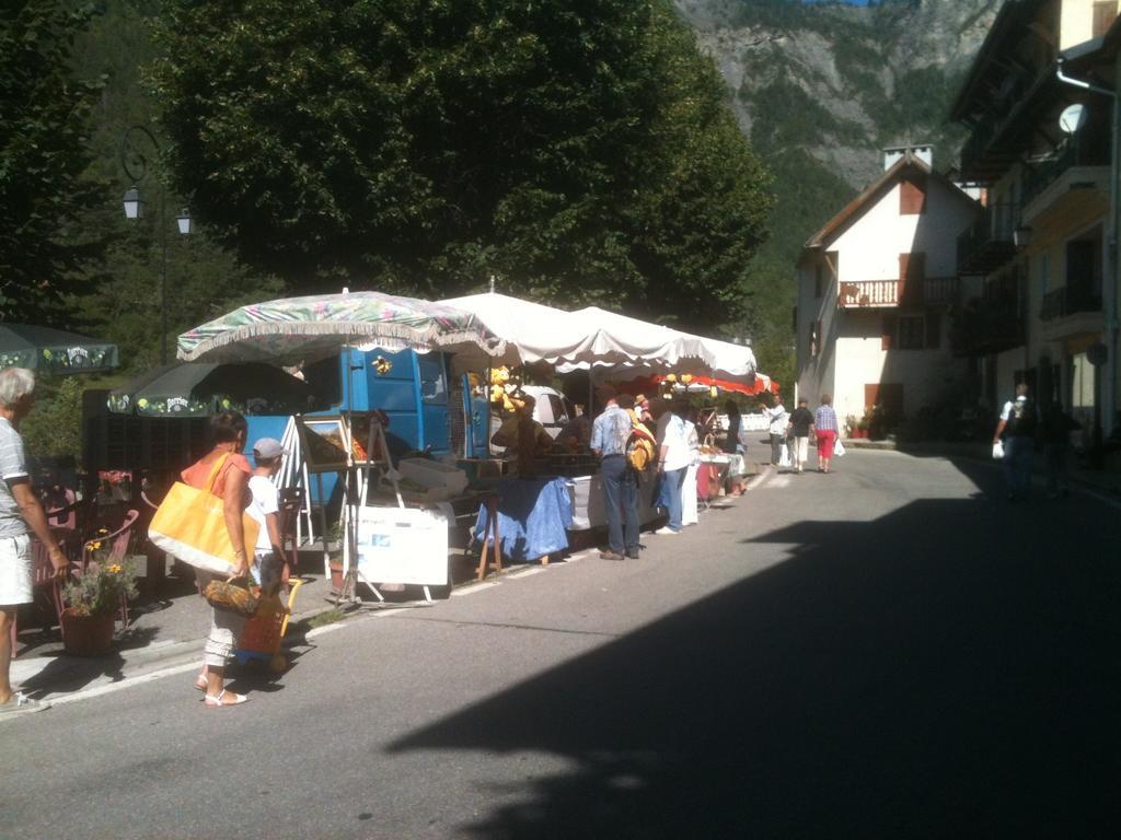 Gite Le Pelens Saint-Martin-dʼEntraunes Kültér fotó