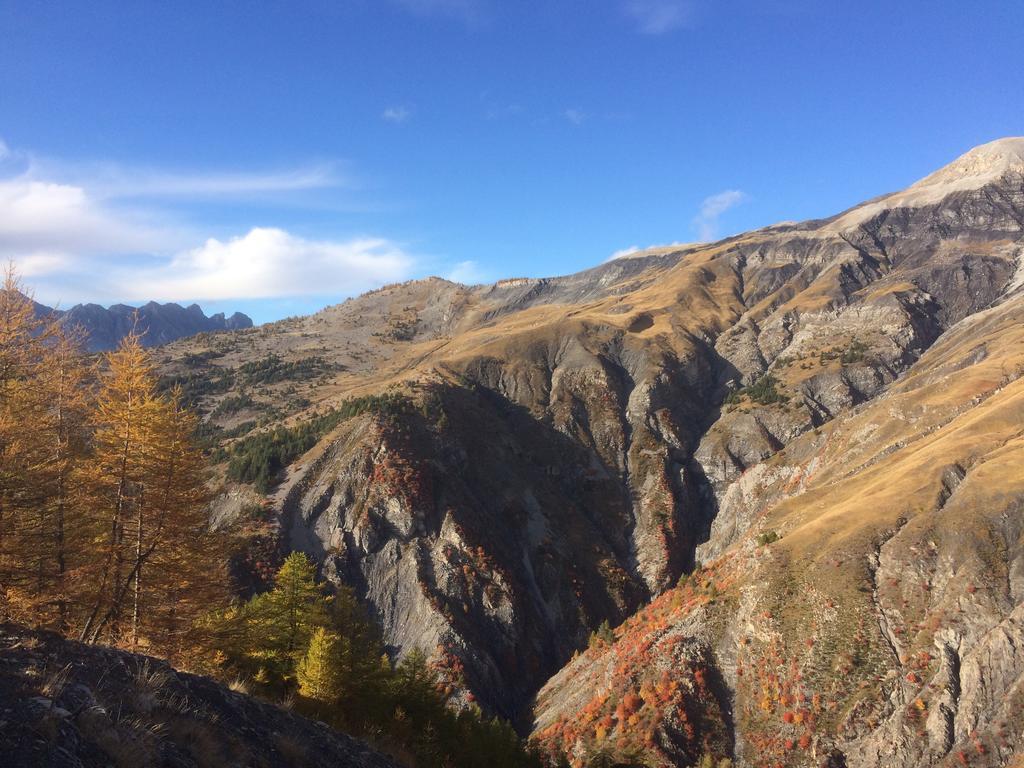 Gite Le Pelens Saint-Martin-dʼEntraunes Kültér fotó